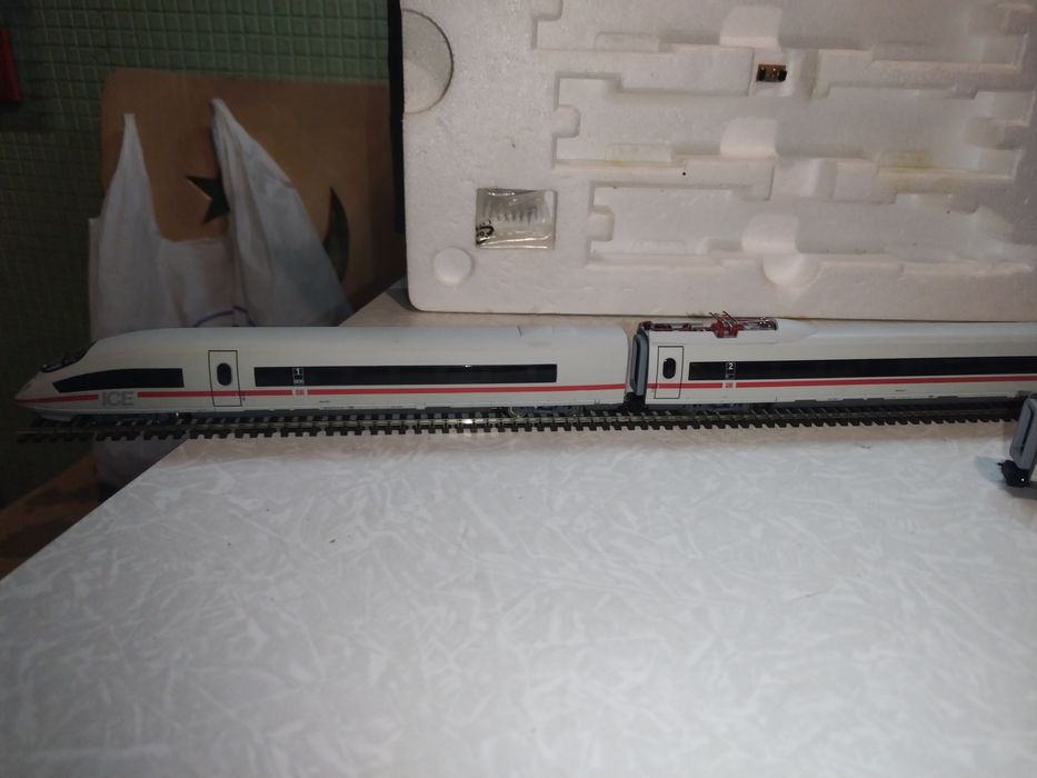 Скоростной поезд piko