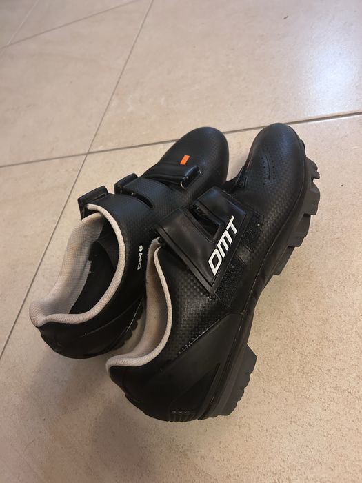 Sapatos btt DMT  dm6 N 43/44