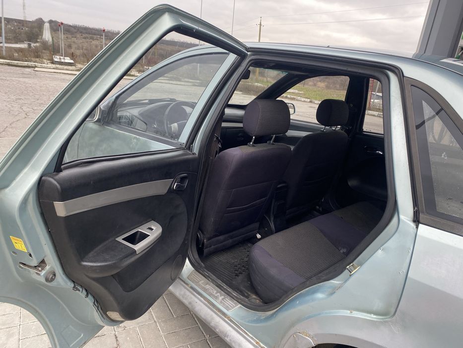 Лифан 520 Lifan сів поїхав