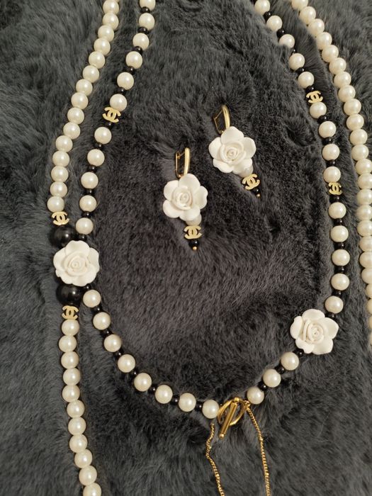 Кольє буси та сережки " в стилі Шанель" класичний стиль білес золотом