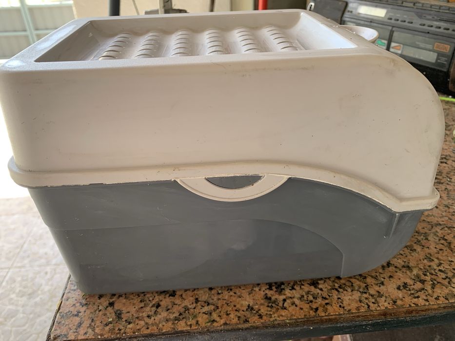 Caixa para cebolas, alhos,batatas com respiradouro