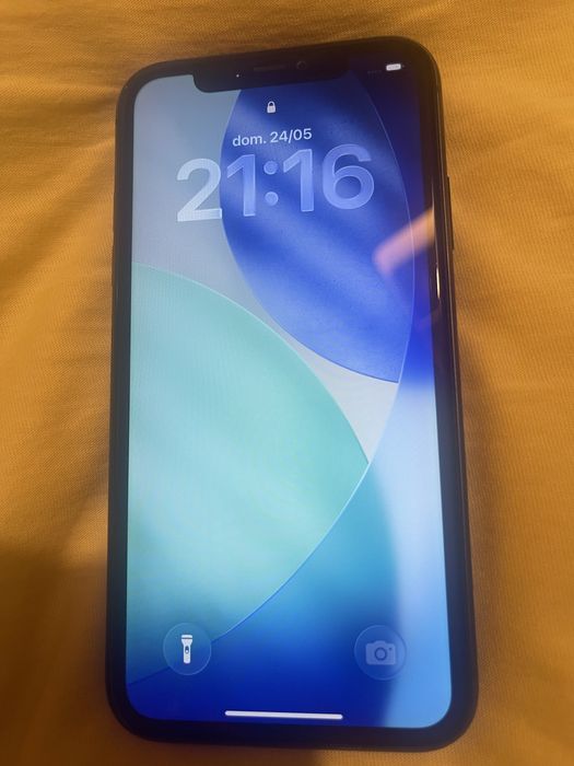 Vendo iphone 11 em otimo estado