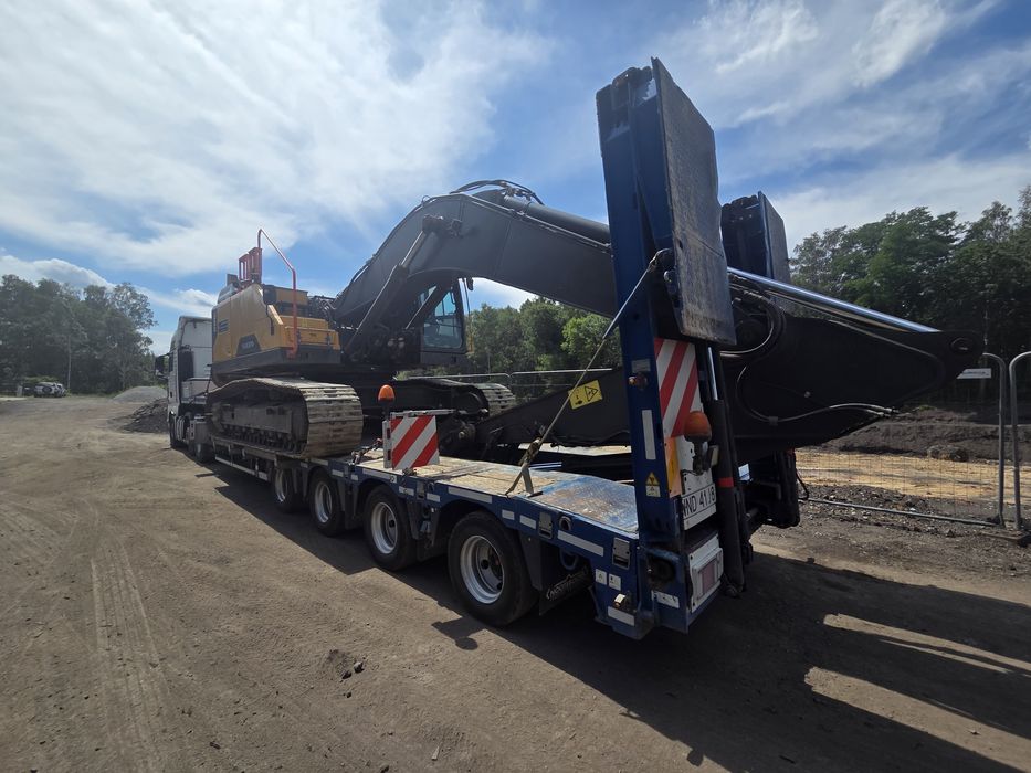 Transport niskopodwoziowy laweta niskiepodwozie maszyn