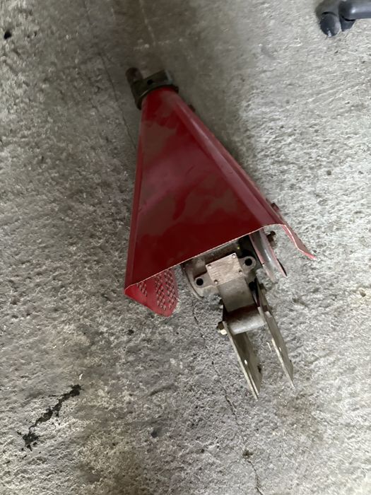 Sprzedam przystawke do  kosy listwowej  .