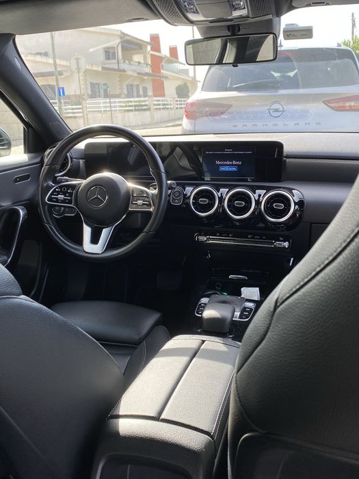 Mercedes-Benz A 200 Progressive/Automatic 7G-DCT
