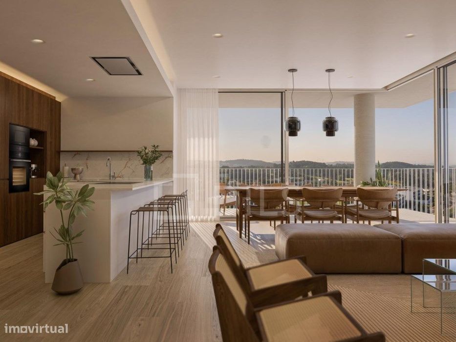 Apartamento T3 com terraço no Belas Clube de Campo