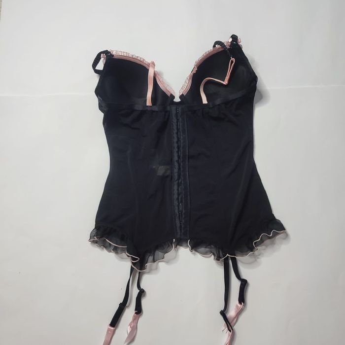 Еротичний комплект,корсет на розмір С,стан новий