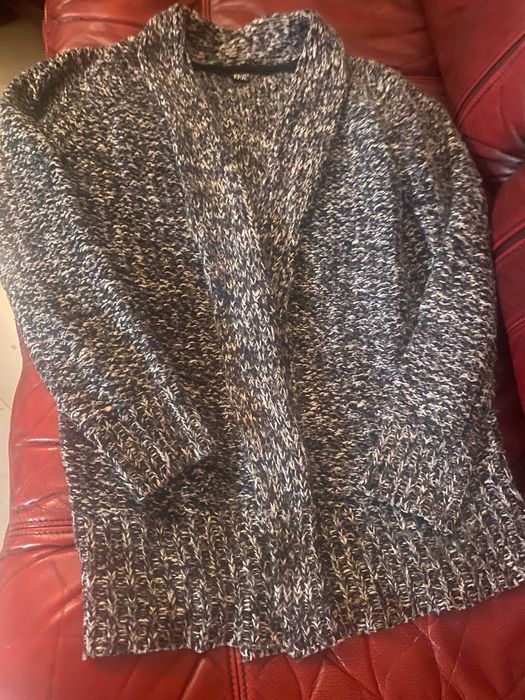 Sweter damski, Y.F.K