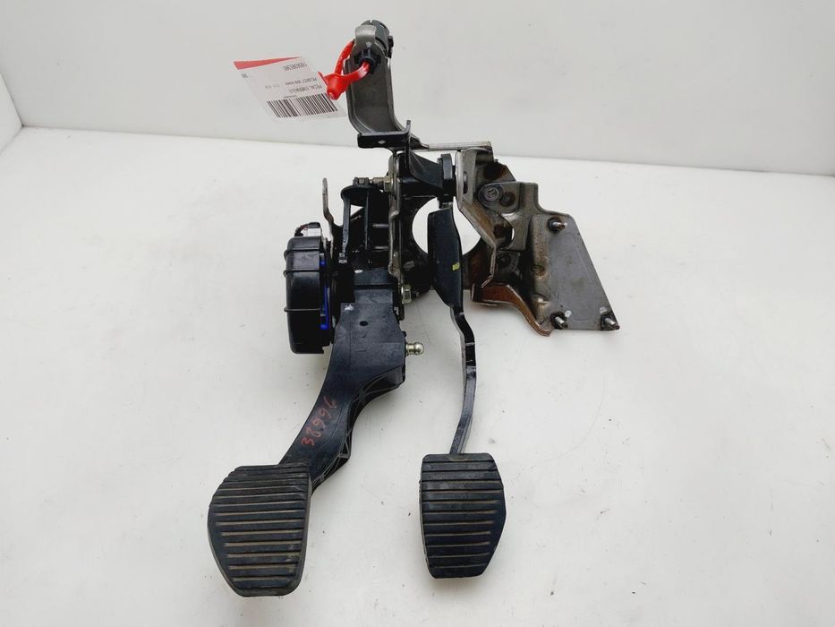 pedal da embraiagem peugeot 3008