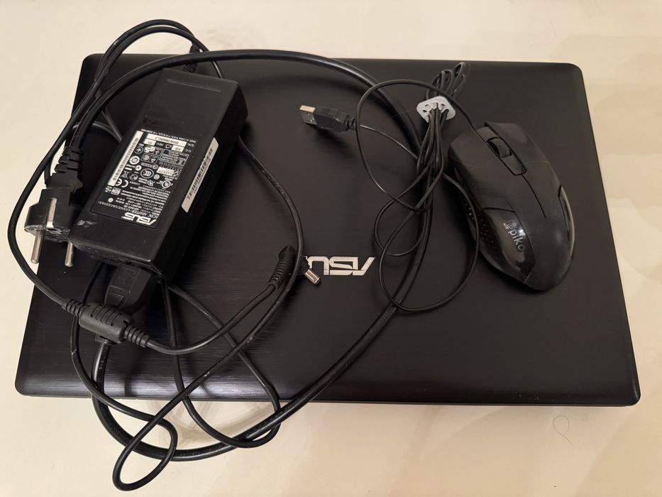 Ноутбук ASUS X55VD-SX002D