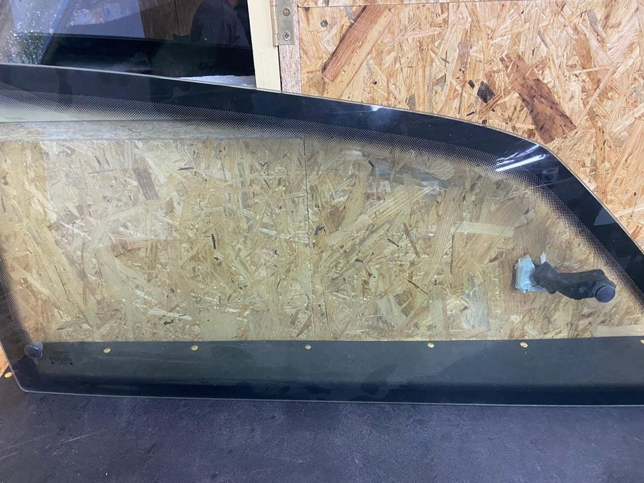 Vidros laterais de abrir SEAT 6k GTTDI