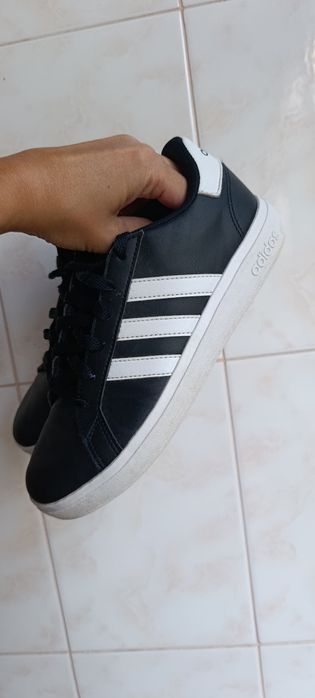 кросівки Adidas Grand Court 36р 22.5 см