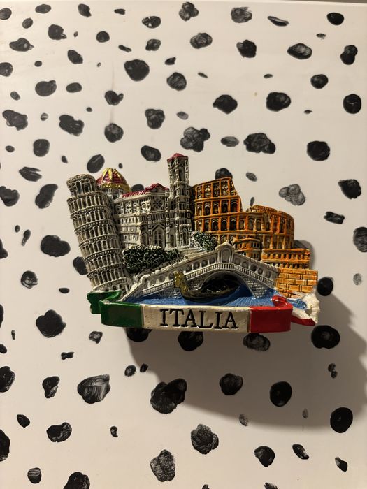 Magnes włochy rzym wenecja pamiątka włoch piza
