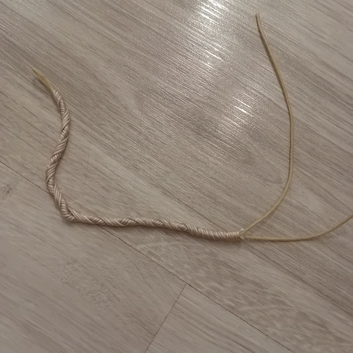 Zestaw bransoletek skórzane z kamieniami na gumce