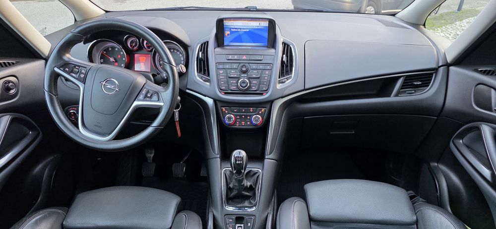 Opel zafira 2.0cdti 165cv nacional 2012 full extras 7 lugares