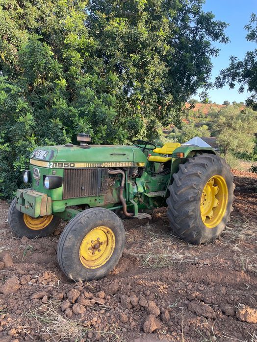 Trator Jonh Deere 1850
