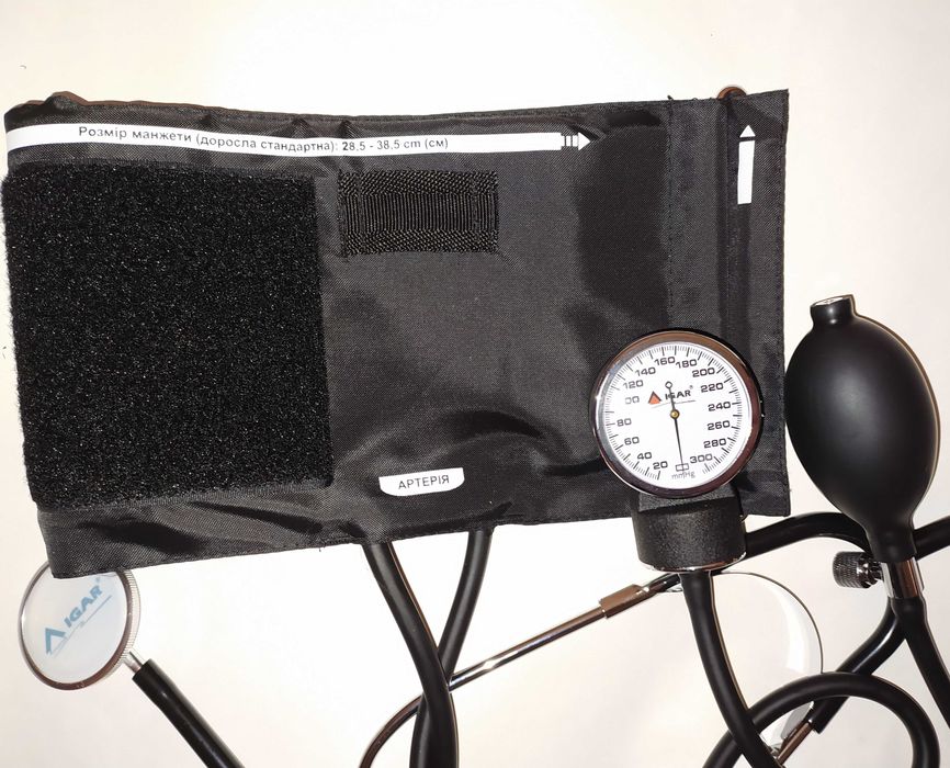 Тонометр механический. Измеритель артериального давления