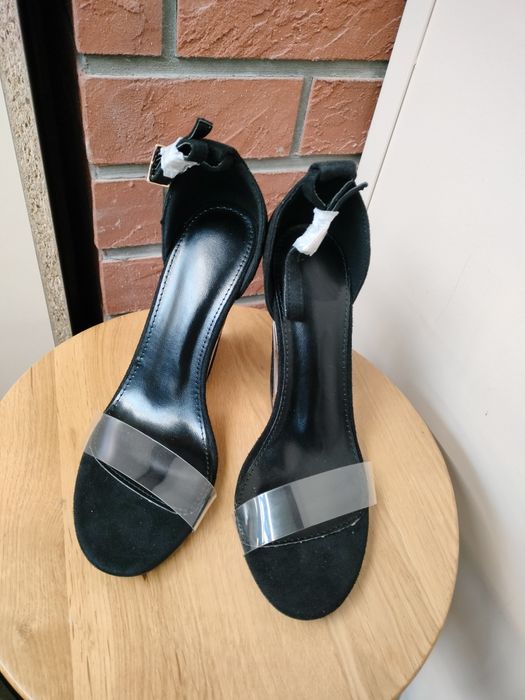 Buty, sandałki oryginalne, r.38 nowe