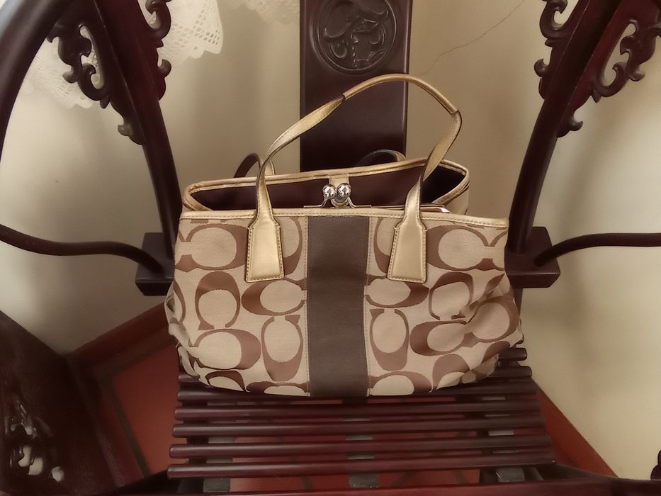 Mala de senhora Coach