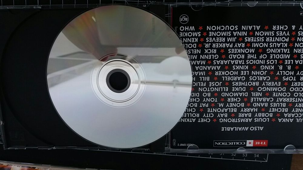 Cds originais lou Bega, Dolly Parton, Tony Carreira, Ibrahim Ferrer