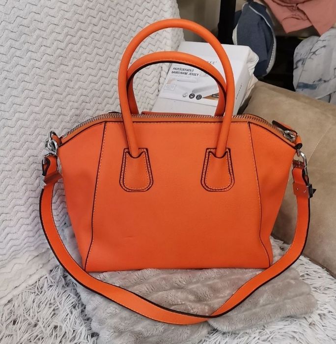 Torebka skórzana GIVENCHY ORANGE