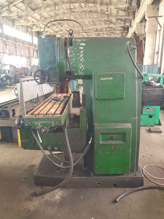 Верстат фрезерний 6Р13 ( аналог ВМ127)