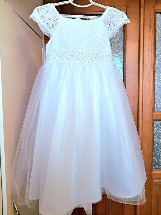 Плаття на випуск, ніжна святкова сукня.