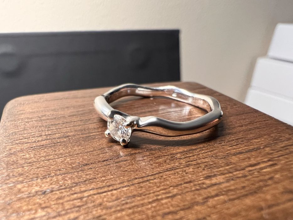 Каблучка від Kochut «Ніжні обійми»