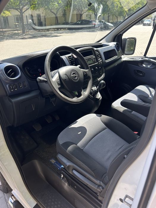 Opel Vivaro 1.6dci 120cv