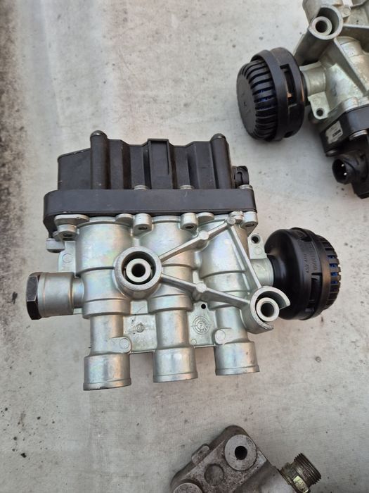 Zawory Wabco nowe do Ciężarówek Man Daf mercedes