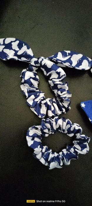 5 gumek scrunchie cena za całość