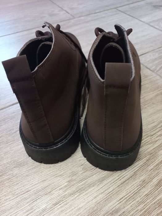 Чоловічі ботинки