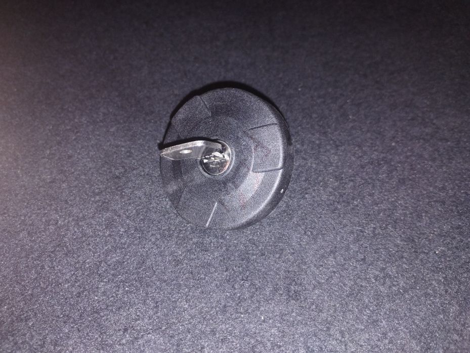 Крышка топливного бака Opel Omega A VALEO