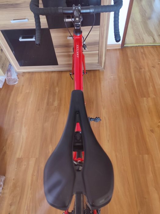 Rower szosowy Giant Contend rozm.L
