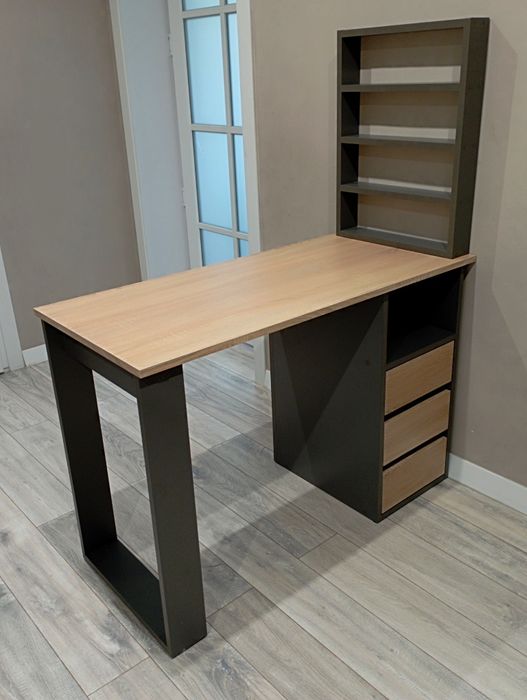 Манікюрний стіл, столик для манікюру, стіл з висувними ящиками, 

Стіл