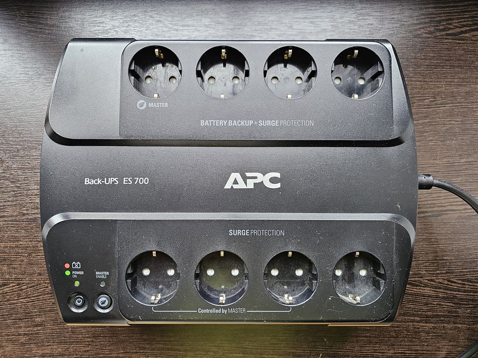 Продам 2 популярні безперебійники APC Back-UPS ES 700VA