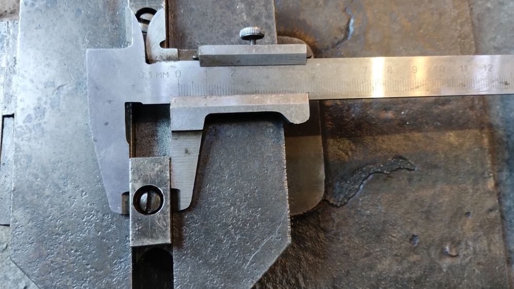 Тиски станочные.