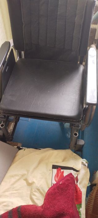 Продам інвалідне крисло