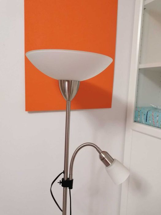 Lampa podłogowa stojąca nowa