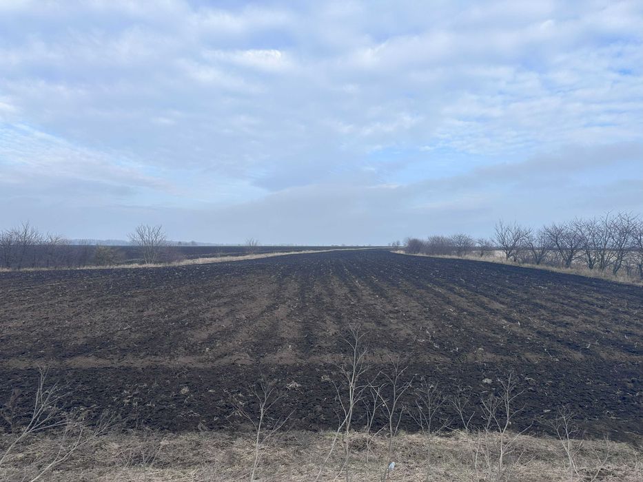 Продаж землі фасад Черкаського шосе (кільцева)