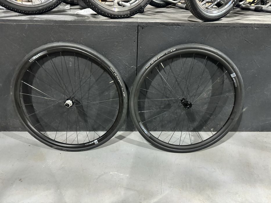 Nowe koła szosowe MRLite z oponami CONTI bębenkiem XD SRAM ham tarcza