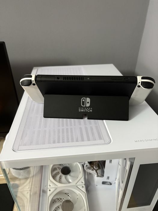 Nitendo Switch OLED