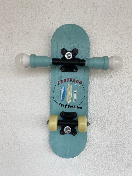 Quarto completo, motivo de surf