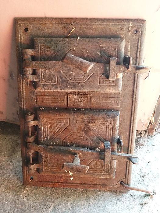 Drzwi do pieca kaflowego