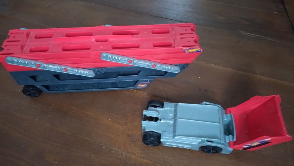 Автовоз, трейлер Hot wheels