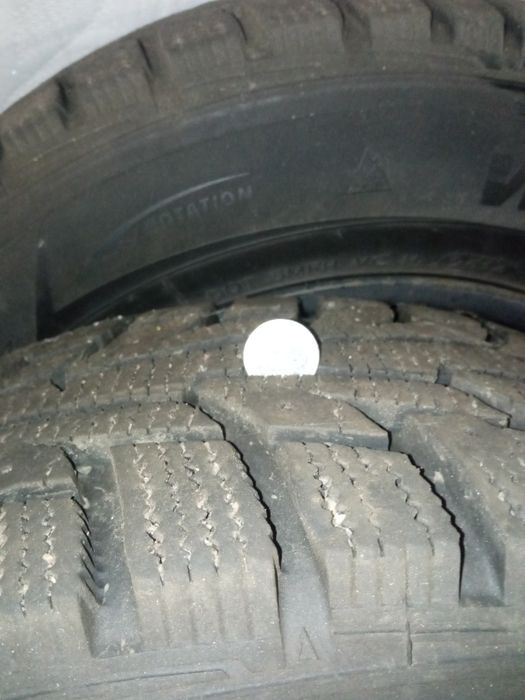 Продам шини в чудовому стані 175/70 R13