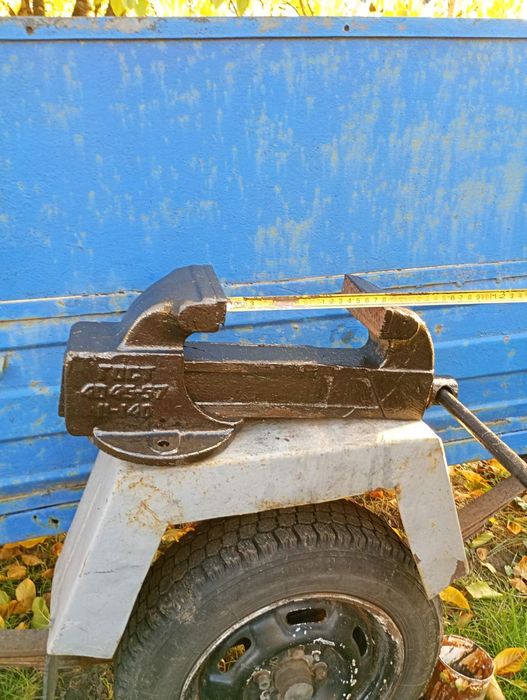 Продам Тиски ширина 18см