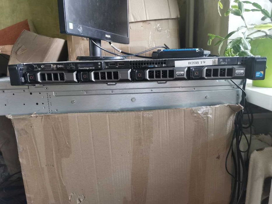 Cepвep Dell PowerEdge R410
