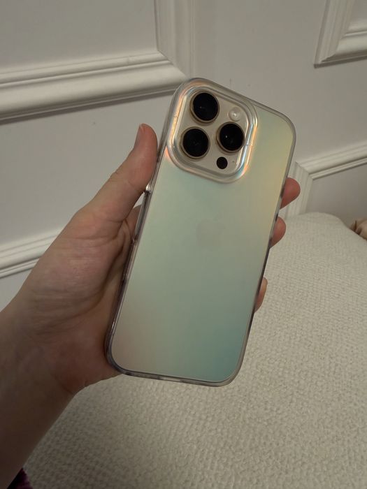 Смартфон Apple iPhone 16 Pro Desert Titanium