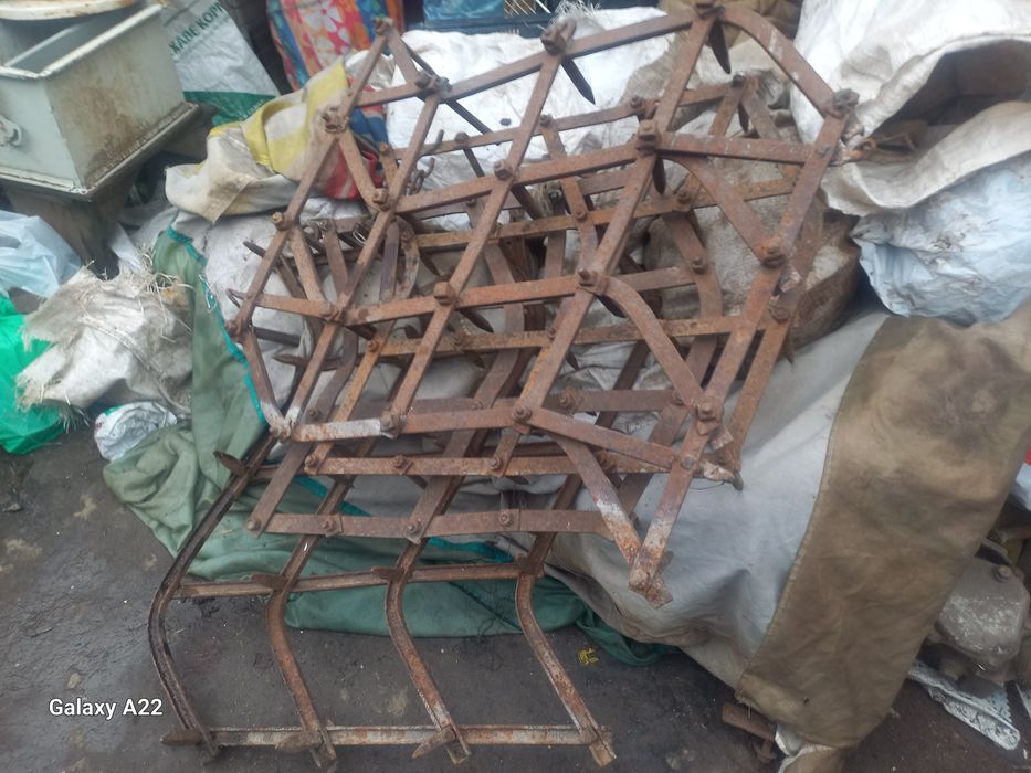 Продам бороны 8шт Гаражное хранение